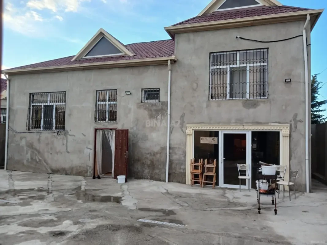 Satılır 4 otaqlı həyət evi 143 m²