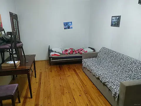 Kirayə verilir 1 otaqlı mənzil 30 m² — Bakı, Memar Əcəmi yanı 1 otaq 30.00 m²