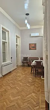 Kirayə verilir 3 otaqlı mənzil 60 m² — Bakı, Sahil qəs. 3 otaq 60.00 m²