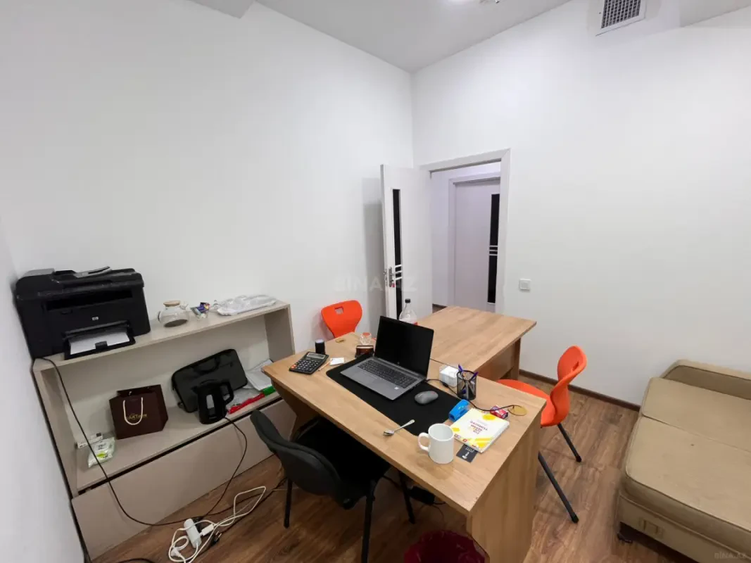 Kirayə verilir 1 otaqlı ofis 15 m²