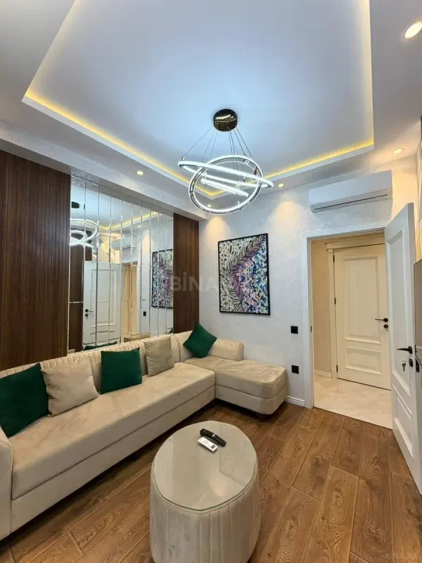 Satılır 2 otaqlı mənzil 50 m²
