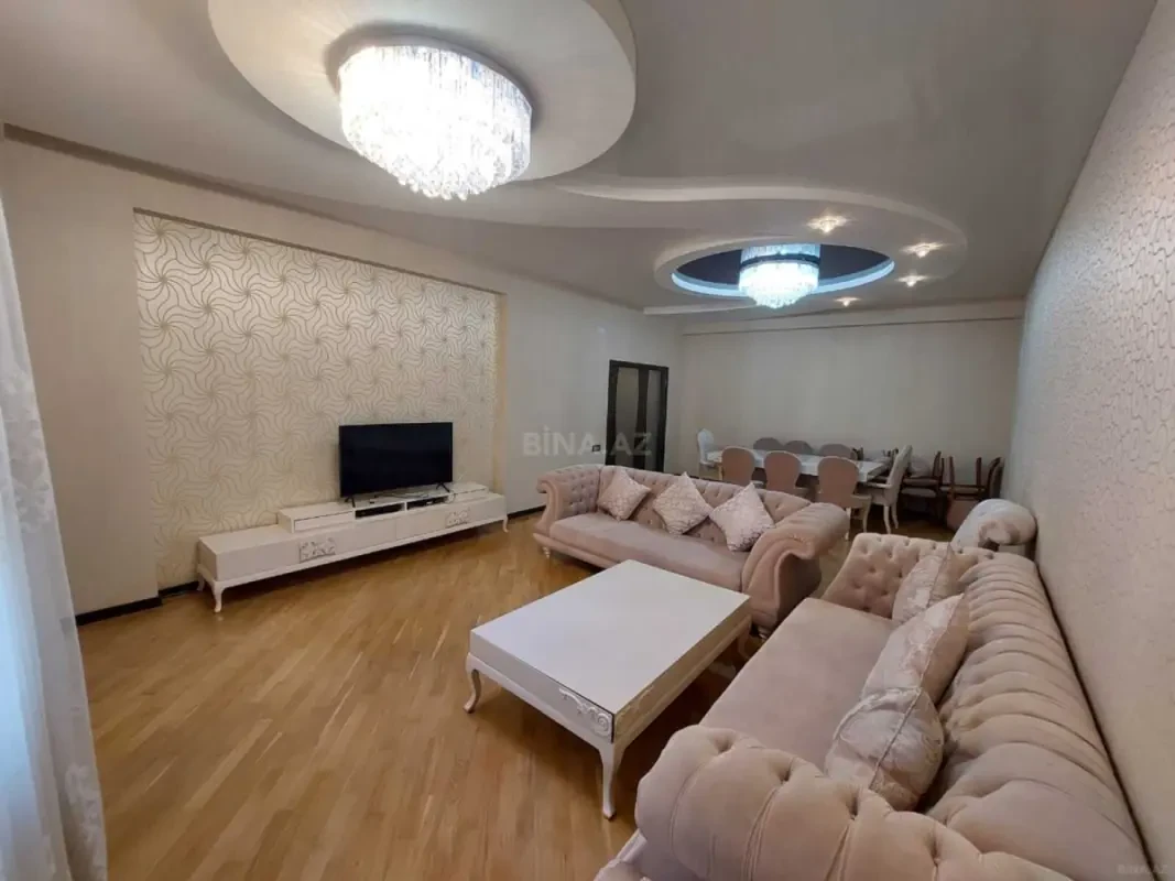 Kirayə verilir 4 otaqlı mənzil 225 m²