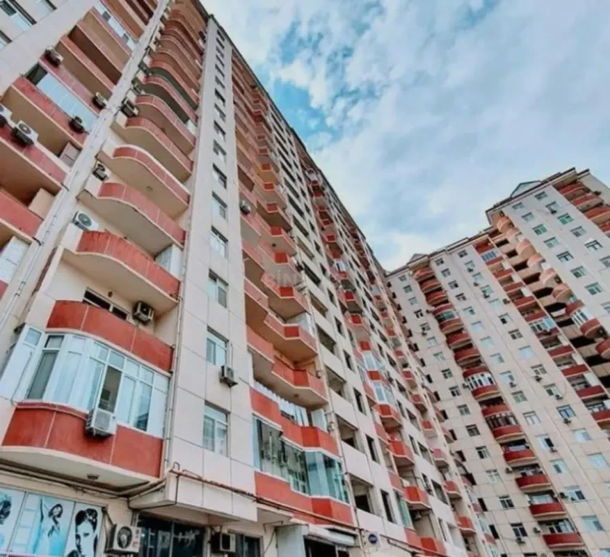 Satılır 3 otaqlı mənzil 65 m²