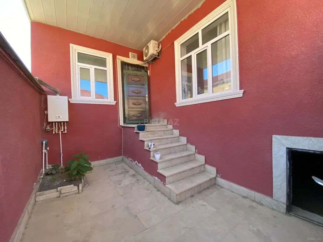 Satılır 3 otaqlı həyət evi 100 m²