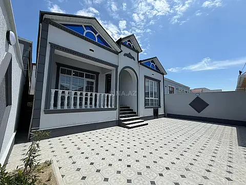 Satılır 4 otaqlı həyət evi 100 m² — Bakı 4 otaq 100.00 m²