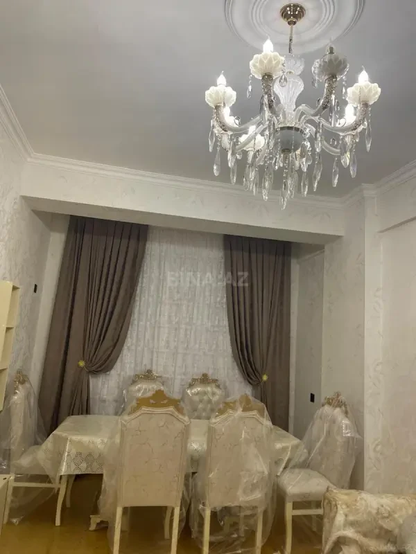 Kirayə verilir 2 otaqlı mənzil 55 m²