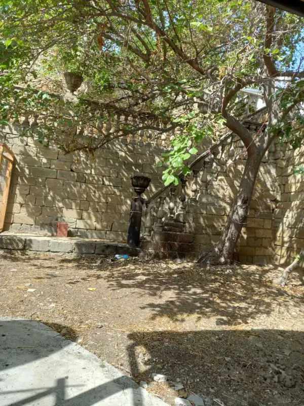 Kirayə verilir 2 otaqlı həyət evi 60 m²