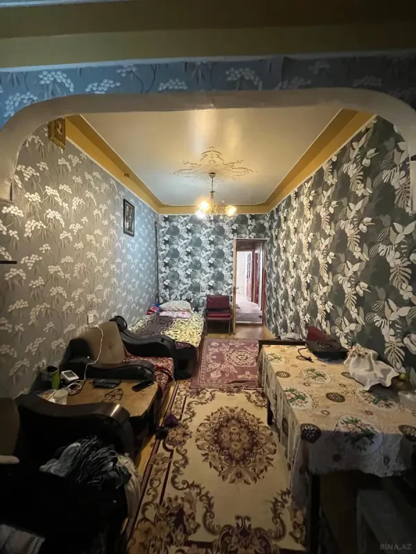 Satılır 5 otaqlı mənzil 86 m²