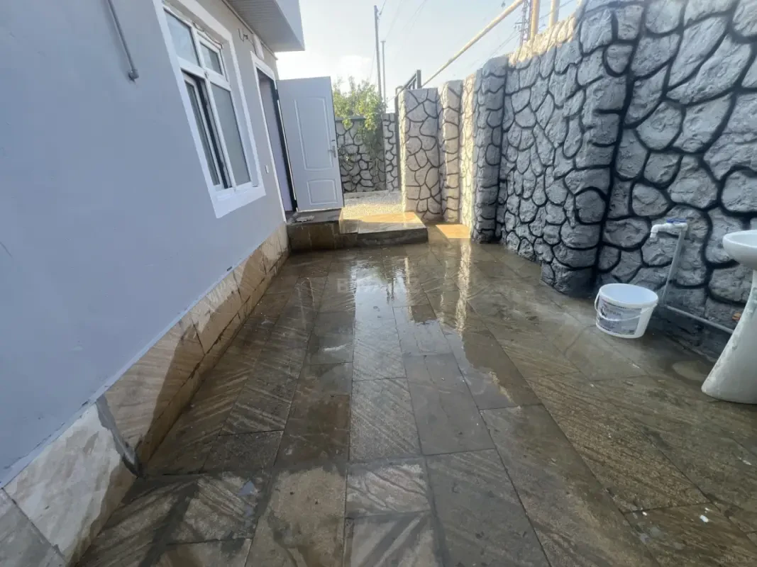 Satılır 2 otaqlı həyət evi 60 m²