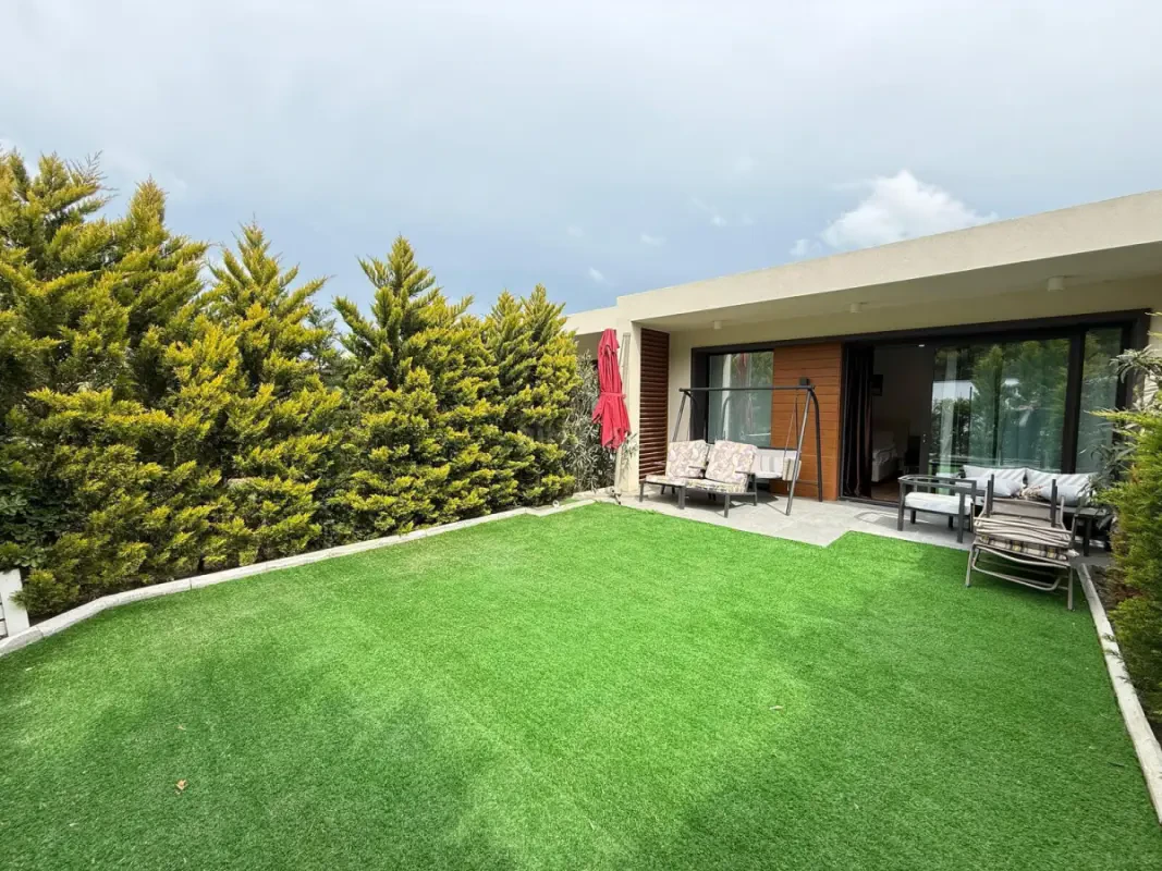 Satılır 1 otaqlı həyət evi 53 m²