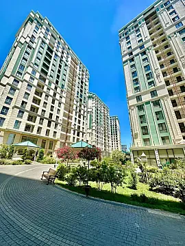 Satılır 3 otaqlı mənzil 140 m² — Bakı 3 otaq 140.00 m²