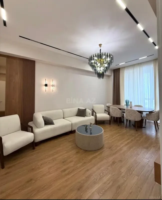 Kirayə verilir 2 otaqlı mənzil 80 m²