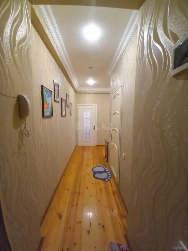 Kirayə verilir 2 otaqlı mənzil 64 m²