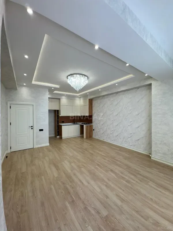 Satılır 2 otaqlı mənzil 76 m²
