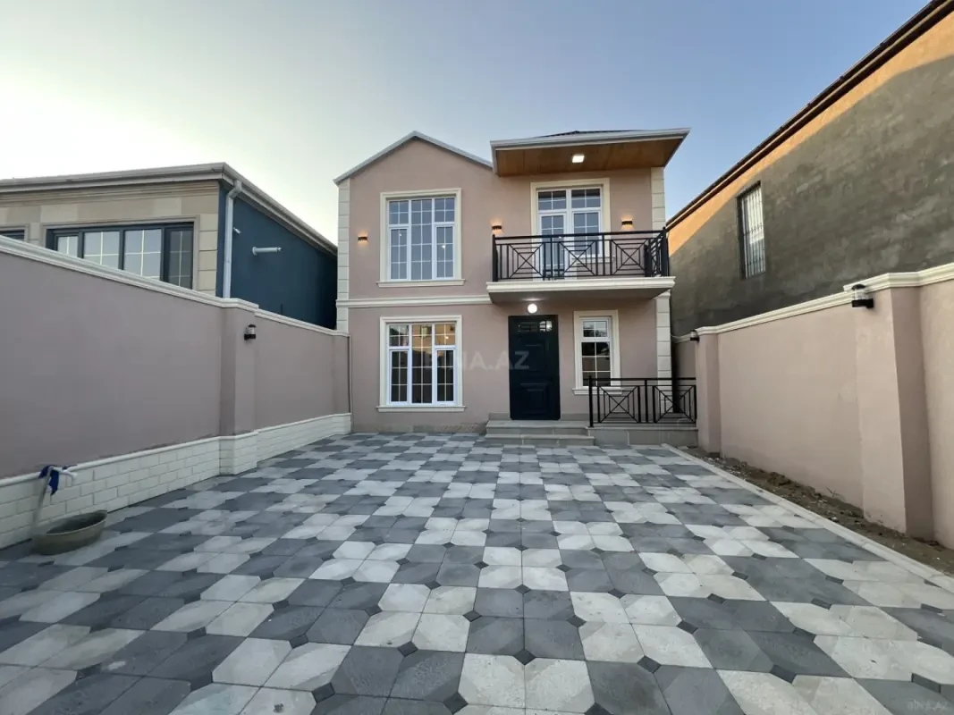 Satılır 5 otaqlı həyət evi 160 m²