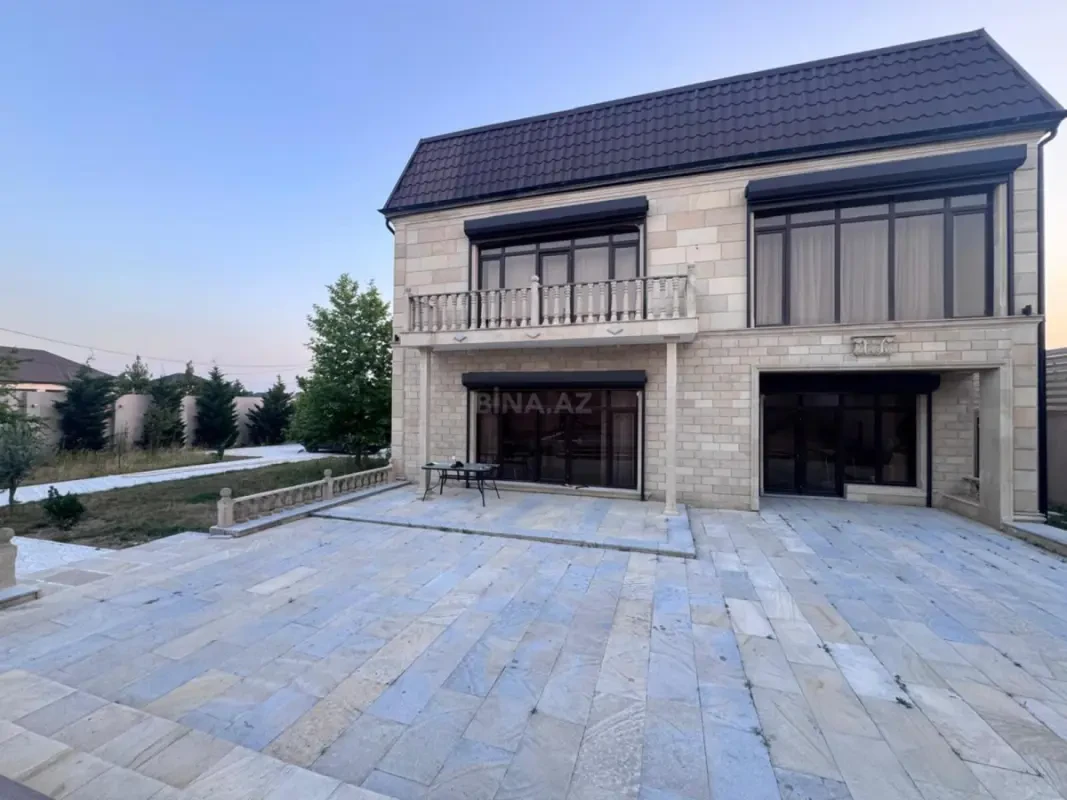 Satılır 6 otaqlı həyət evi 250 m²