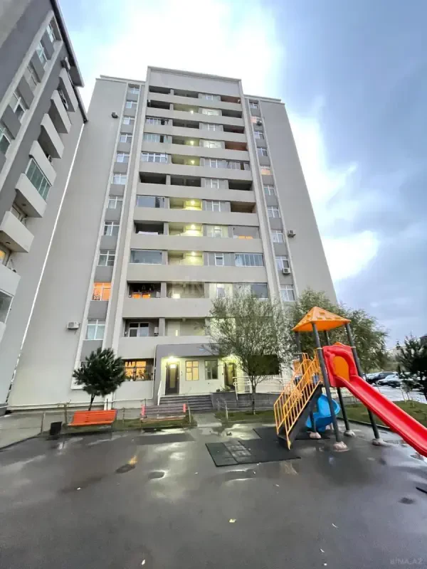 Kirayə verilir 2 otaqlı mənzil 67 m²