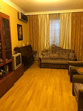 Satılır 3 otaqlı mənzil 85 m² — Bakı, Memar Əcəmi yanı 3 otaq 85.00 m²