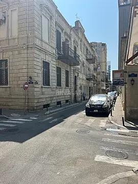 Kirayə verilir 4 otaqlı mənzil 155 m² — Bakı, Nizami 4 otaq 155.00 m²
