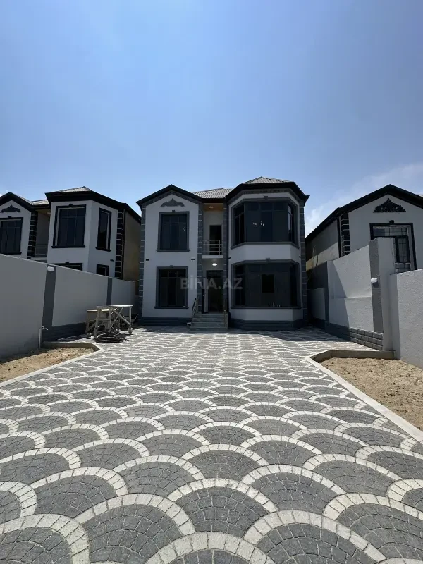 Satılır 5 otaqlı həyət evi 150 m²