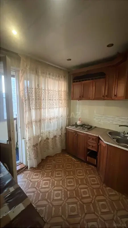 Kirayə verilir 2 otaqlı mənzil 65 m²