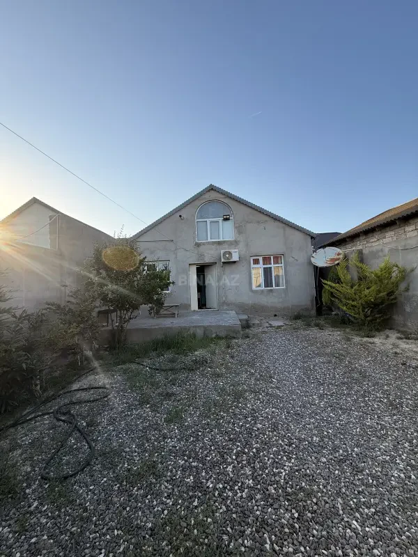Satılır 3 otaqlı həyət evi 120 m²