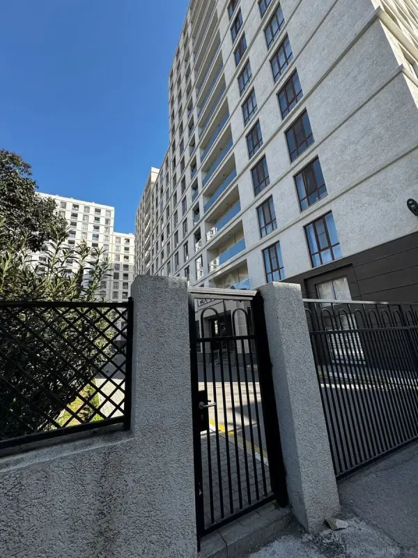 Kirayə verilir qaraj 20 m²