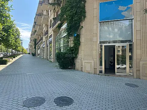 Kirayə verilir obyekt 130 m² — Bakı 130.00 m²