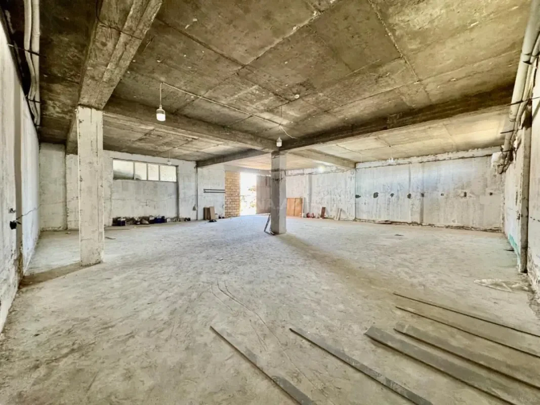 Kirayə verilir obyekt 190 m²