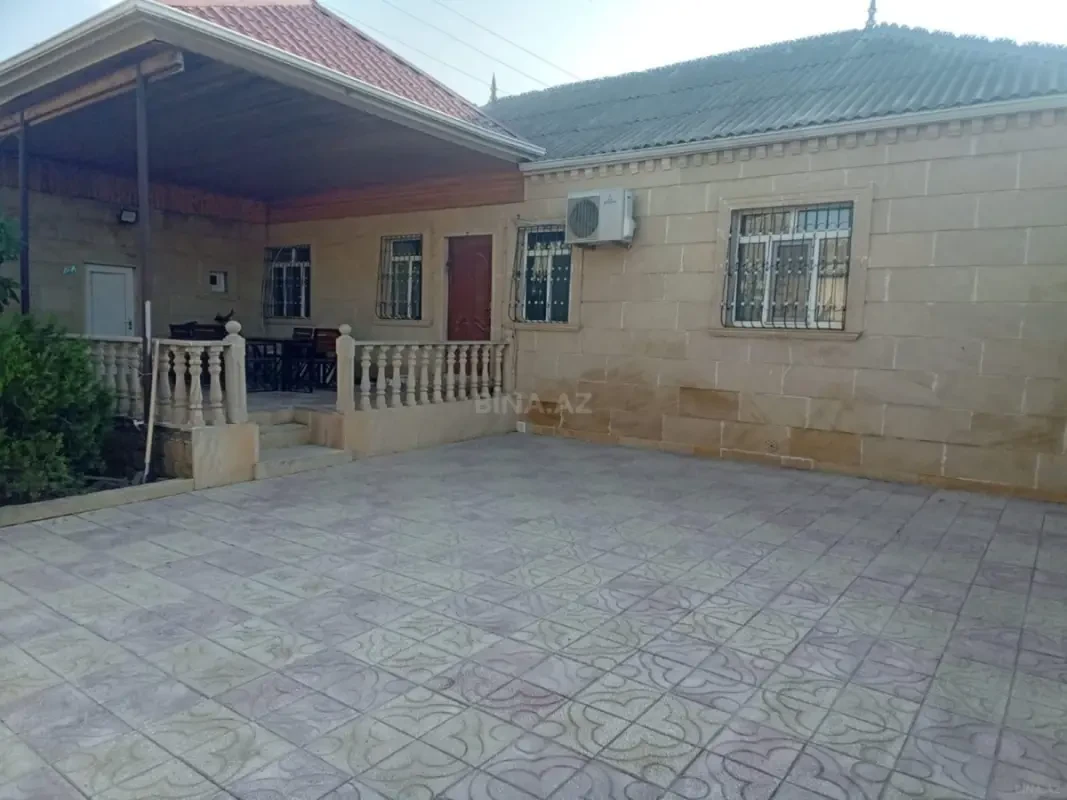 Satılır 4 otaqlı həyət evi 130 m²