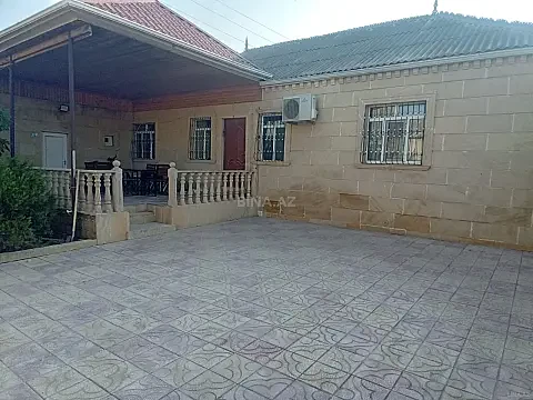 Satılır 4 otaqlı həyət evi 130 m² — Bakı 4 otaq 130.00 m²