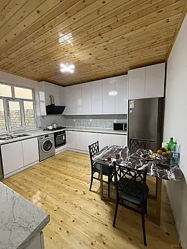 Kirayə verilir 4 otaqlı həyət evi 210 m² — Bakı 4 otaq 210.00 m²