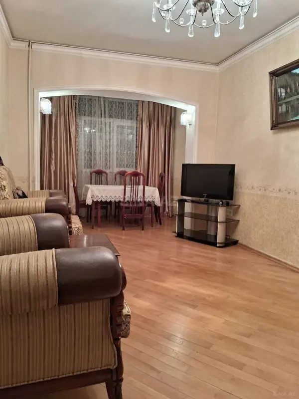 Kirayə verilir 3 otaqlı mənzil 75 m²