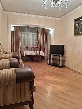 Kirayə verilir 3 otaqlı mənzil 75 m² — Bakı, Nərimanov 3 otaq 75.00 m²