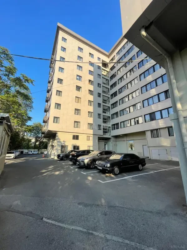 Satılır 3 otaqlı mənzil 90 m²