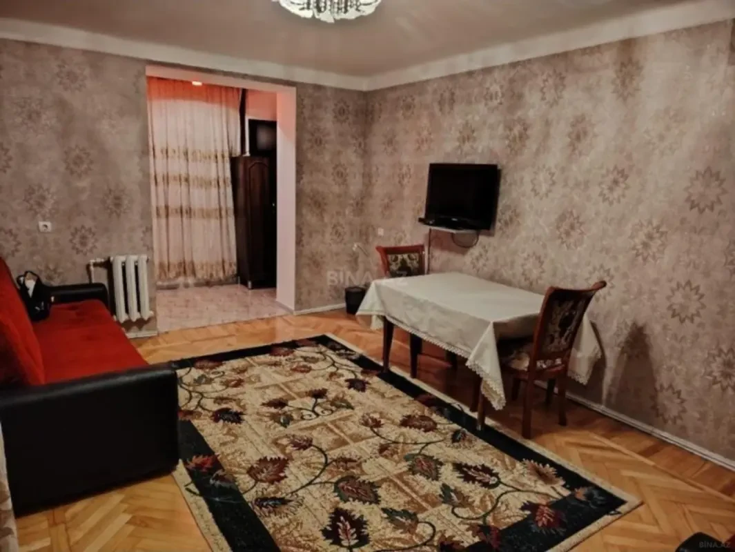 Kirayə verilir 2 otaqlı mənzil 45 m²
