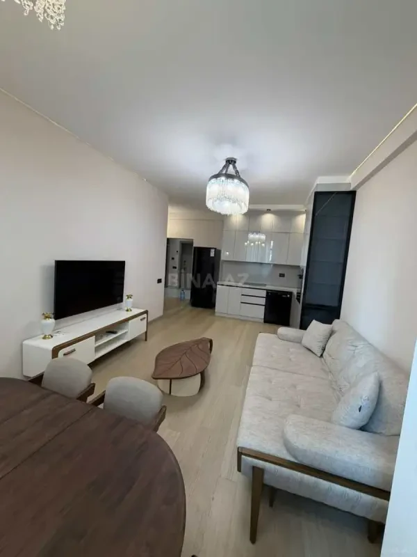 Satılır 2 otaqlı mənzil 68 m²