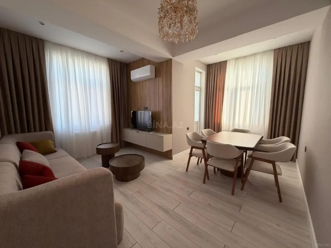 Kirayə verilir 2 otaqlı mənzil 80 m²
