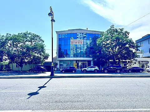 Kirayə verilir 10 otaqlı ofis 300 m² — Bakı, İnşaatçılar 10 otaq 300.00 m²