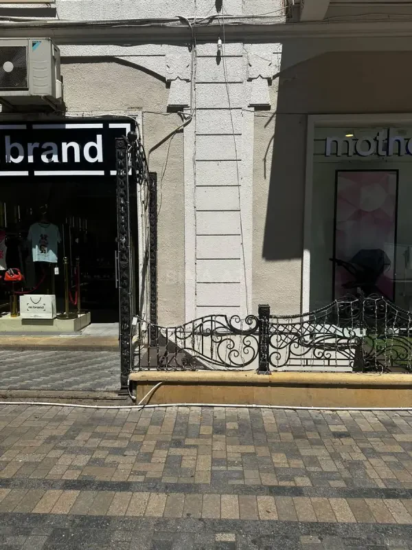 Kirayə verilir obyekt 145 m²