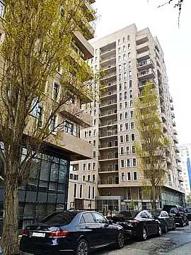 Satılır 3 otaqlı mənzil 90 m² — Bakı 3 otaq 90.00 m²