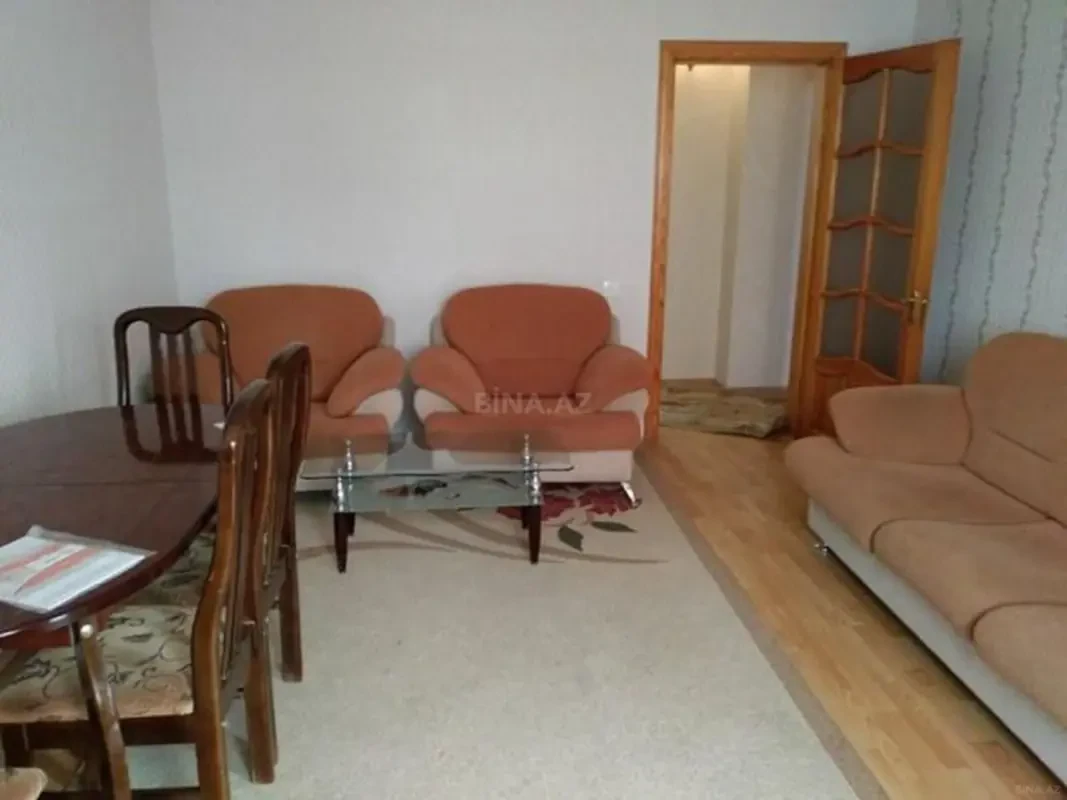 Kirayə verilir 2 otaqlı mənzil 62 m²