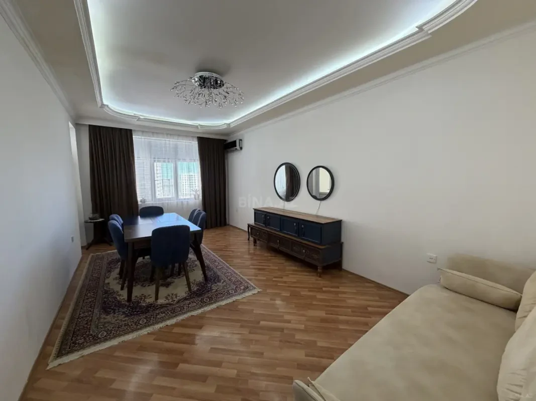 Satılır 2 otaqlı mənzil 100 m²