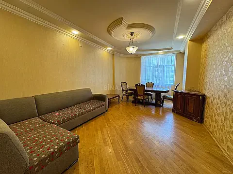 Satılır 3 otaqlı mənzil 115 m² — Bakı, İnşaatçılar 3 otaq 115.00 m²