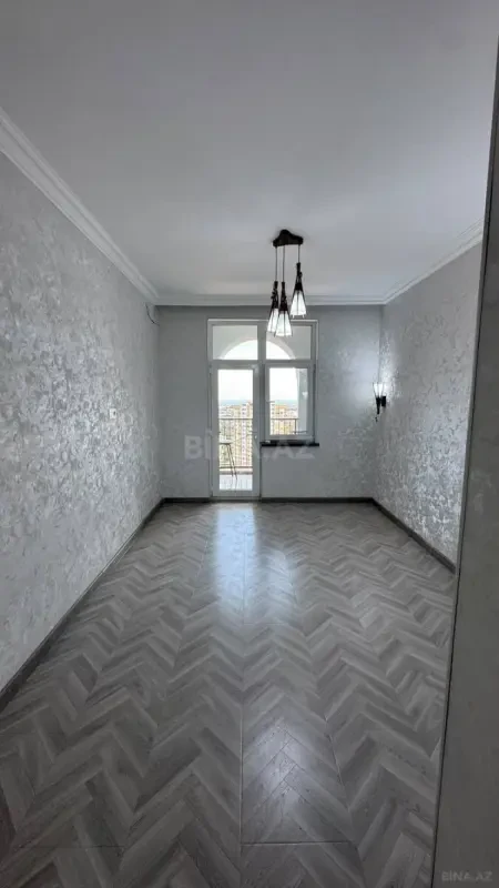 Satılır 2 otaqlı mənzil 70 m²