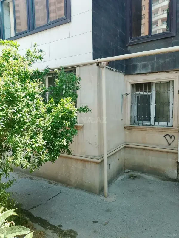 Satılır 2 otaqlı mənzil 55 m²