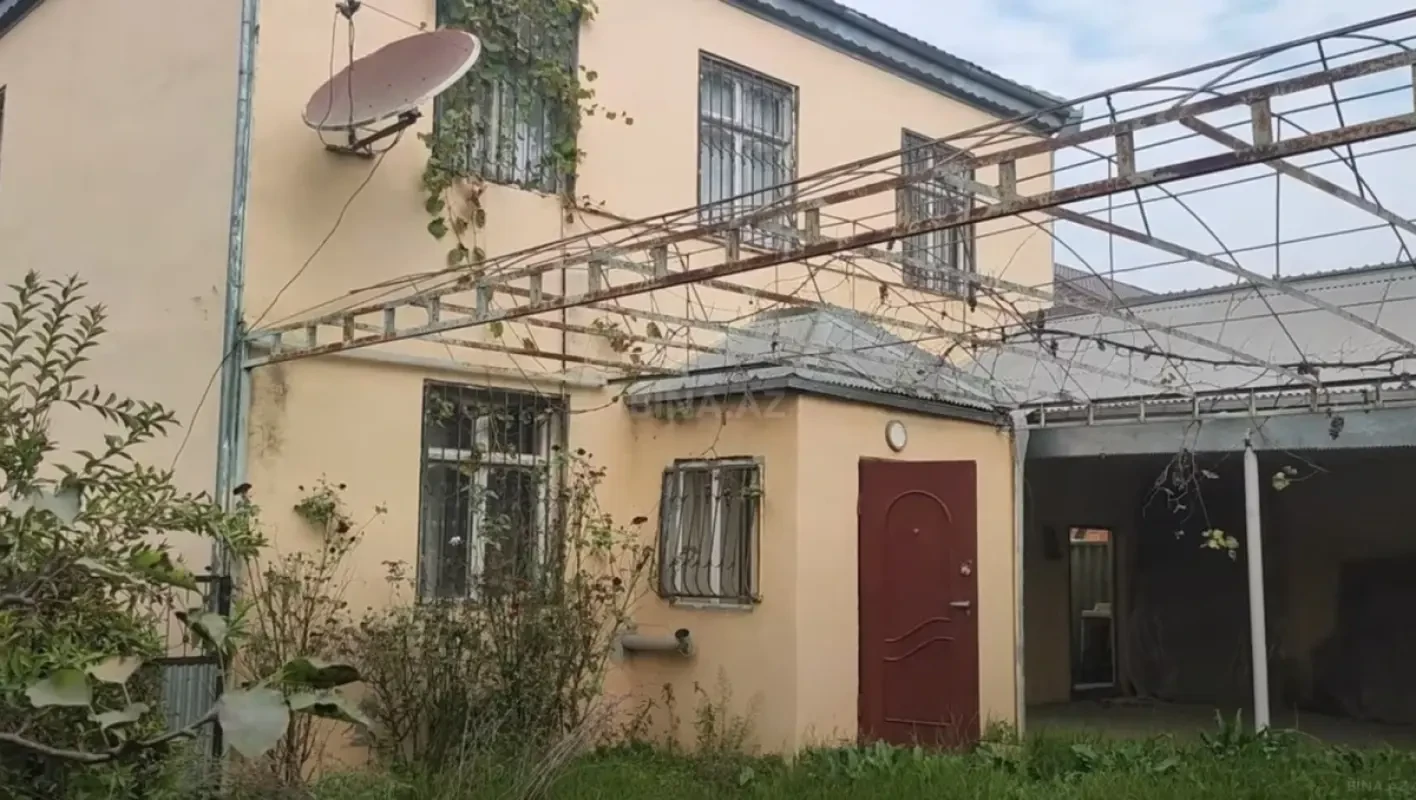 Satılır 5 otaqlı həyət evi 114 m²