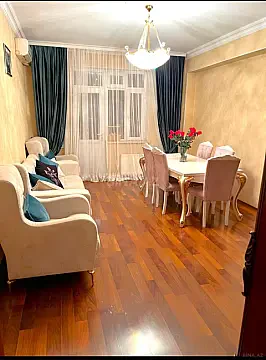 Satılır 3 otaqlı mənzil 130 m² — Bakı 3 otaq 130.00 m²