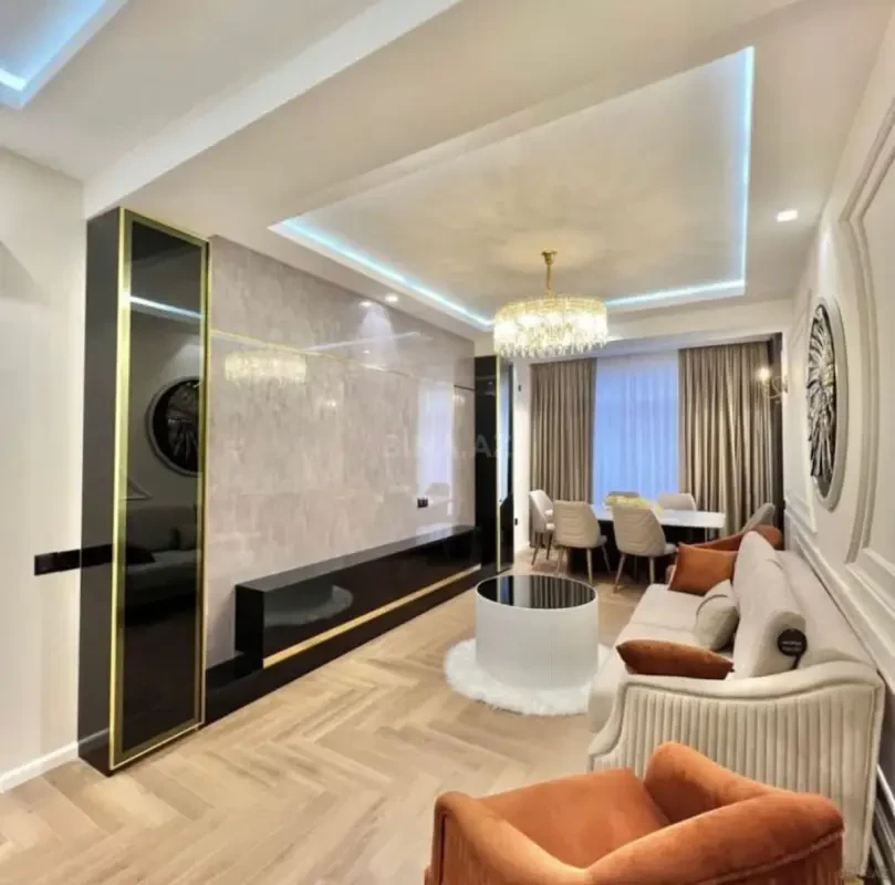 Satılır 2 otaqlı mənzil 68.4 m²