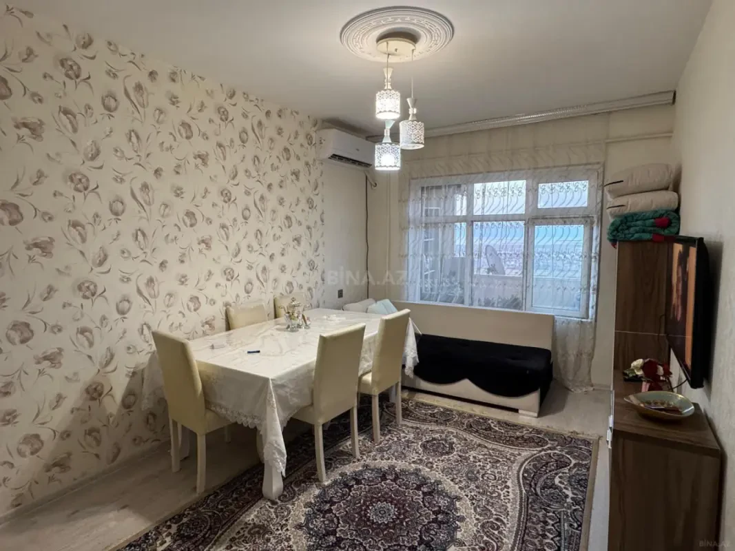 Satılır 2 otaqlı mənzil 65 m²